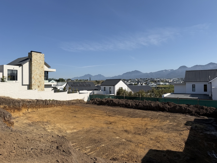 0 Bedroom Property for Sale in Kingswood Golf Estate Western Cape